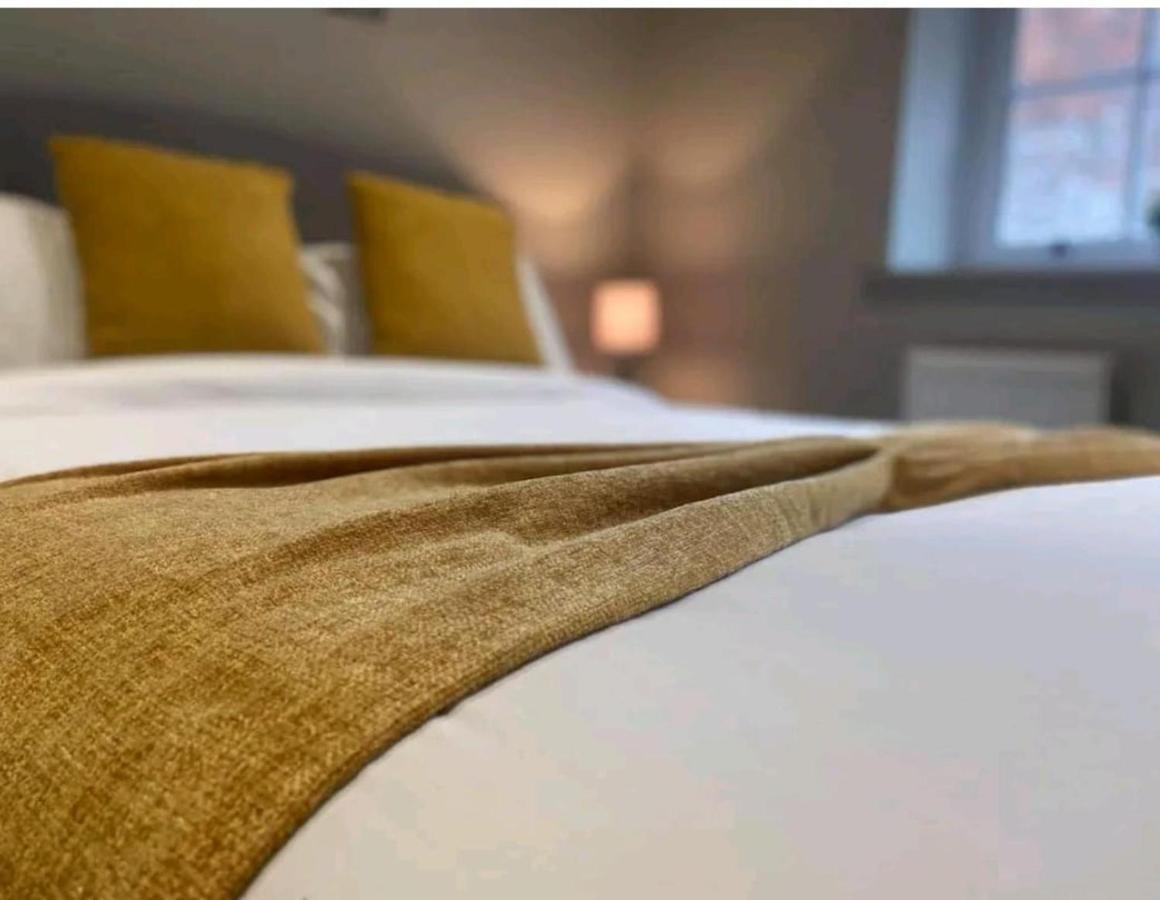 Exquisite Cosy 2-Bed Apartment In Salford マンチェスター エクステリア 写真